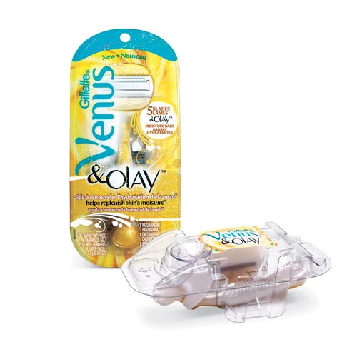 Gillette Venus & Olay razor with five blades and a clear travel case
